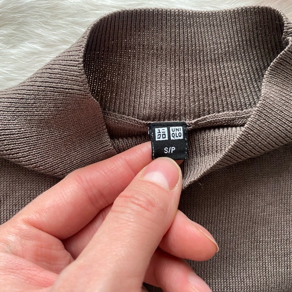 Uniqlo Wool Tunic Sweater - Picture 3 of 7